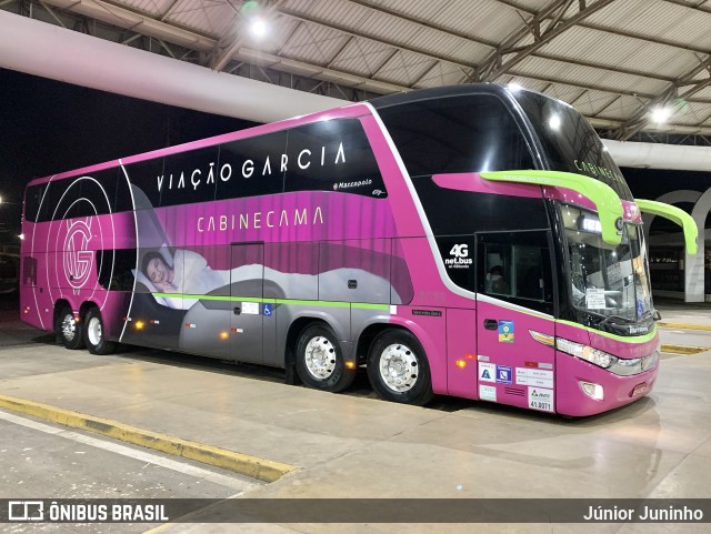 Viação Garcia 8735 na cidade de Marília, São Paulo, Brasil, por Júnior Juninho. Número da foto: #11209168.