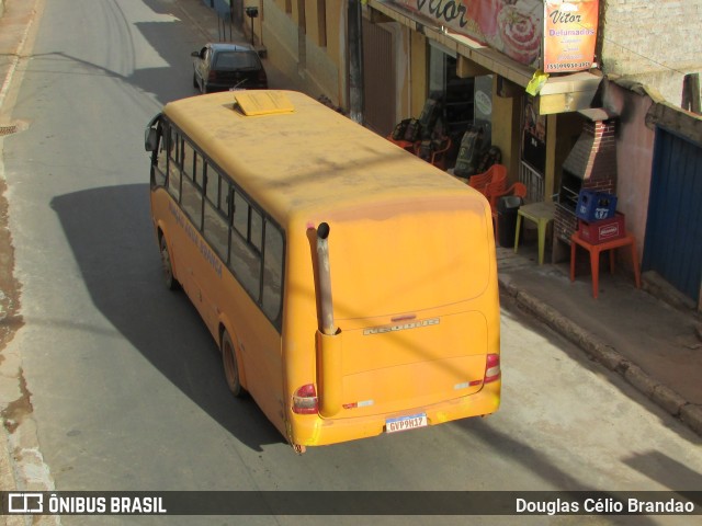 Viação Água Branca 9H17 na cidade de Peçanha, Minas Gerais, Brasil, por Douglas Célio Brandao. ID da foto: 11210044.