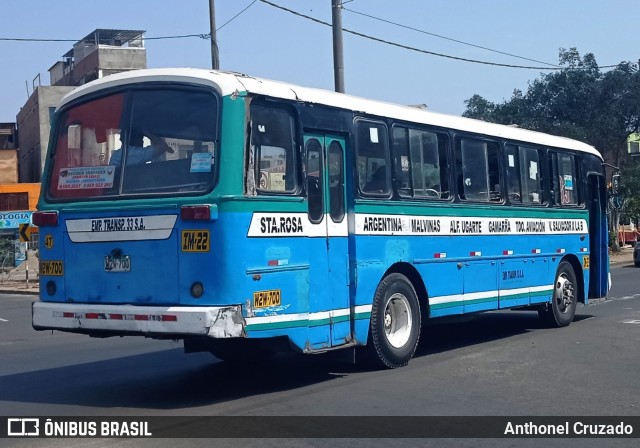 E.T. 33 S.A. 47 na cidade de San Martín de Porres, Lima, Lima Metropolitana, Peru, por Anthonel Cruzado. ID da foto: 11164440.