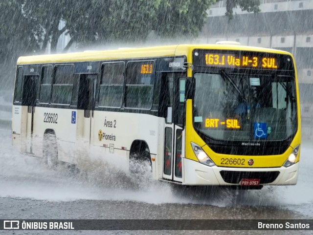 Viação Pioneira 226602 na cidade de Brasília, Distrito Federal, Brasil, por Brenno Santos. Número da foto: #11165977.
