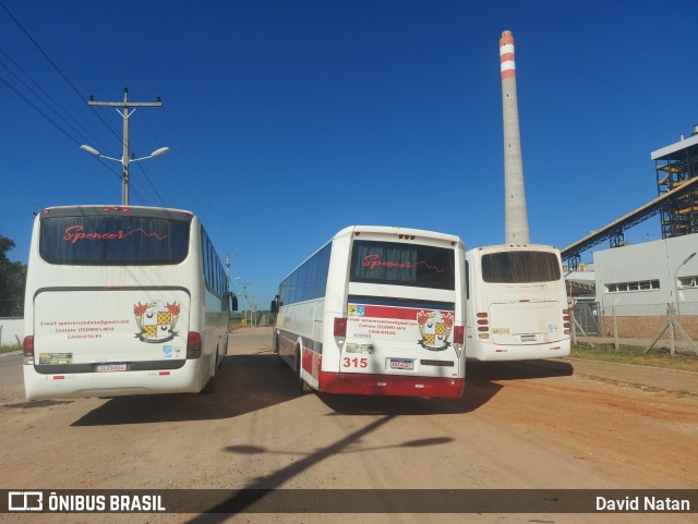 Spencer Transportes 315 na cidade de Candiota, Rio Grande do Sul, Brasil, por David Natan. Número da foto: #11164260.