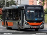 TRANSPPASS - Transporte de Passageiros 8 1528 na cidade de São Paulo, São Paulo, Brasil, por Bruno Kozeniauskas. Número da foto: #:id.