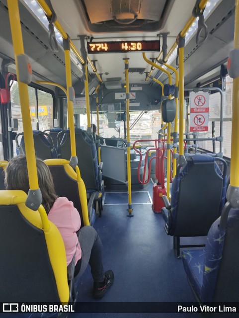 Caprichosa Auto Ônibus C27165 na cidade de Rio de Janeiro, Rio de Janeiro, Brasil, por Paulo Vitor Lima. ID da foto: 11212356.