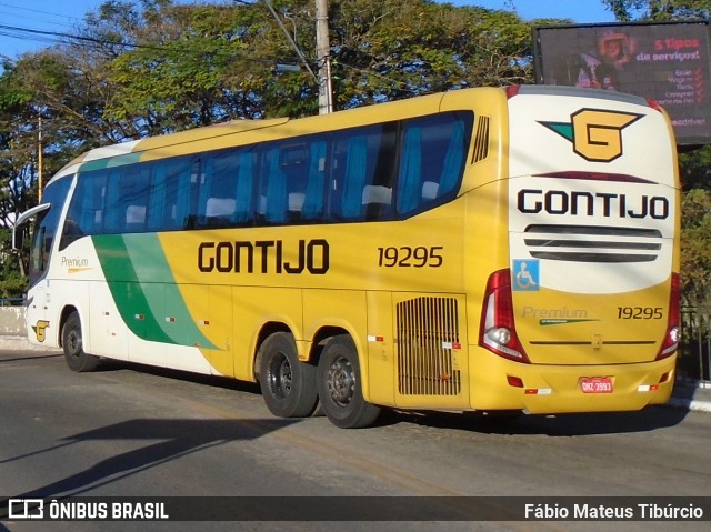 Empresa Gontijo de Transportes 19295 na cidade de Três Corações, Minas Gerais, Brasil, por Fábio Mateus Tibúrcio. ID da foto: 11212319.