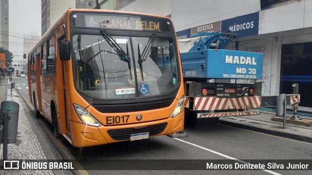 Auto Viação São José dos Pinhais EI017 na cidade de Curitiba, Paraná, Brasil, por Marcos Donizete Silva Junior. ID da foto: 11212171.