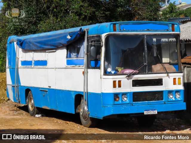 Motorhomes 1I56 na cidade de Curitiba, Paraná, Brasil, por Ricardo Fontes Moro. Número da foto: #11216948.