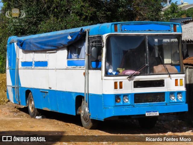 Motorhomes 1I56 na cidade de Curitiba, Paraná, Brasil, por Ricardo Fontes Moro. ID da foto: 11216948.