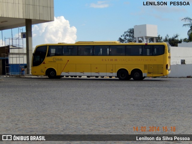 Viação Itapemirim 8713 na cidade de Caruaru, Pernambuco, Brasil, por Lenilson da Silva Pessoa. ID da foto: 11216703.