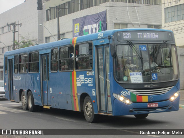 Rodoviária Caxangá 324 na cidade de Recife, Pernambuco, Brasil, por Gustavo Felipe Melo. ID da foto: 11214559.