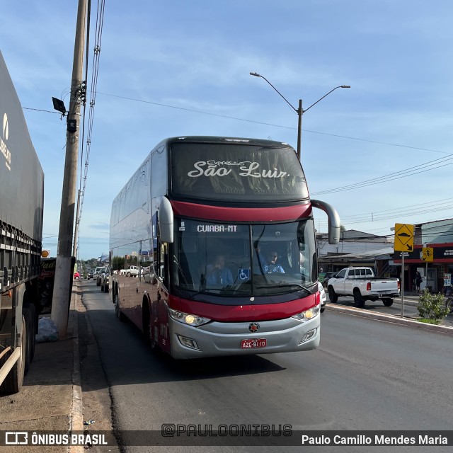 Expresso São Luiz 8070 na cidade de Cuiabá, Mato Grosso, Brasil, por Paulo Camillo Mendes Maria. ID da foto: 11215877.