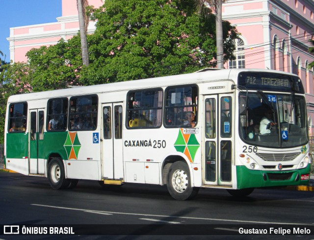 Rodoviária Caxangá 250 na cidade de Recife, Pernambuco, Brasil, por Gustavo Felipe Melo. ID da foto: 11224570.