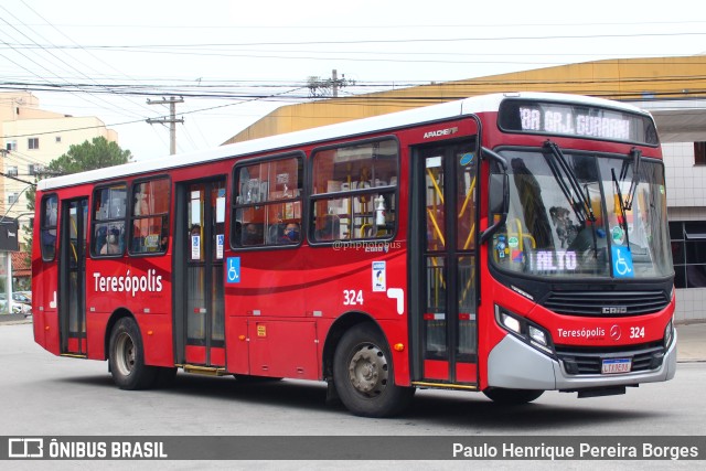 Viação Dedo de Deus 324 na cidade de Teresópolis, Rio de Janeiro, Brasil, por Paulo Henrique Pereira Borges. Número da foto: #11226838.