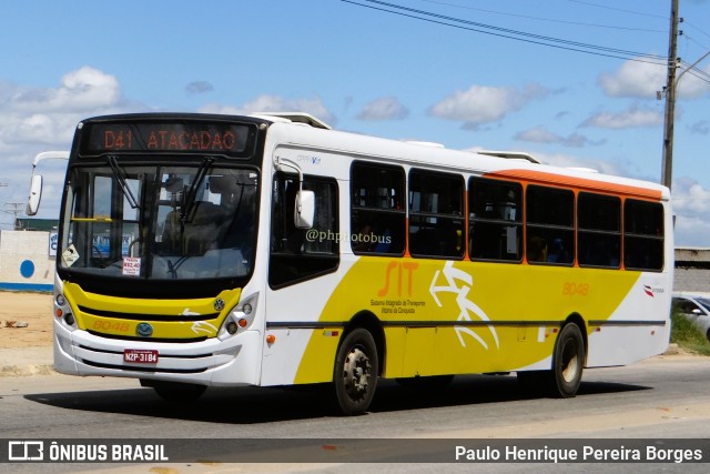 Viação Vitória 8048 na cidade de Vitória da Conquista, Bahia, Brasil, por Paulo Henrique Pereira Borges. ID da foto: 11226807.