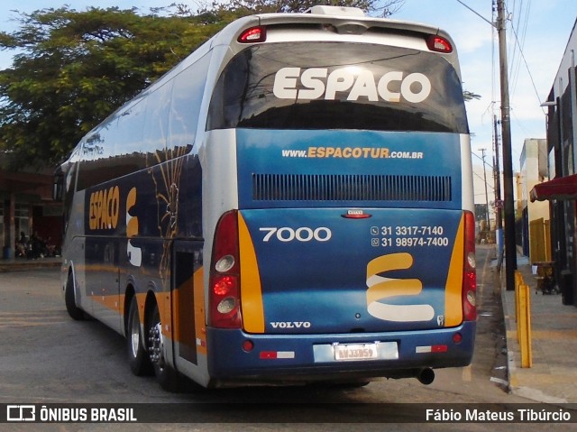 Espaço Transportes e Turismo 7000 na cidade de Três Corações, Minas Gerais, Brasil, por Fábio Mateus Tibúrcio. Número da foto: #11230510.
