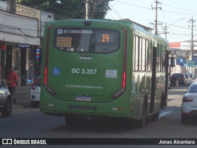 Transportes Santo Antônio DC 3.207 na cidade de Duque de Caxias, Rio de Janeiro, Brasil, por Jonas Alcantara. ID da foto: 11234428.