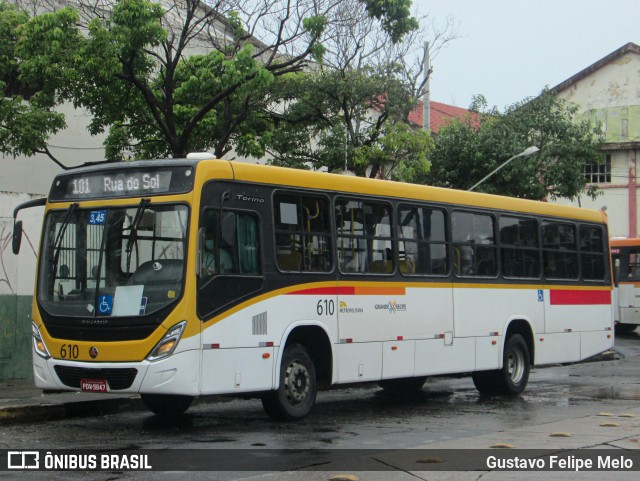 Empresa Metropolitana 610 na cidade de Recife, Pernambuco, Brasil, por Gustavo Felipe Melo. ID da foto: 11235367.