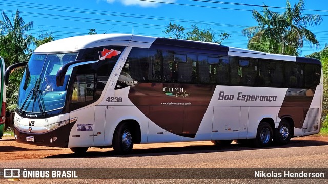 Comércio e Transportes Boa Esperança 4238 na cidade de Abaetetuba, Pará, Brasil, por Nikolas Henderson. Número da foto: #11240345.