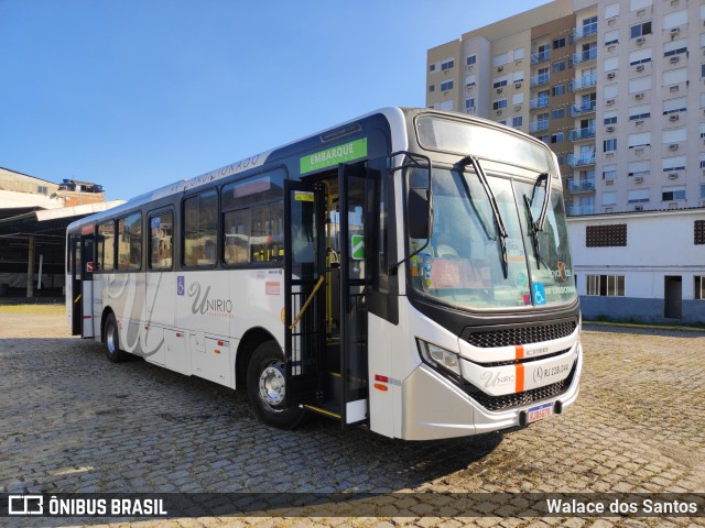 UniRio Transportes RJ 228.044 na cidade de Rio de Janeiro, Rio de Janeiro, Brasil, por Walace dos Santos. ID da foto: 11239121.