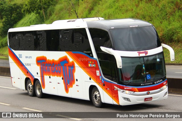 Transcotur 585 na cidade de Piraí, Rio de Janeiro, Brasil, por Paulo Henrique Pereira Borges. Número da foto: #11239322.