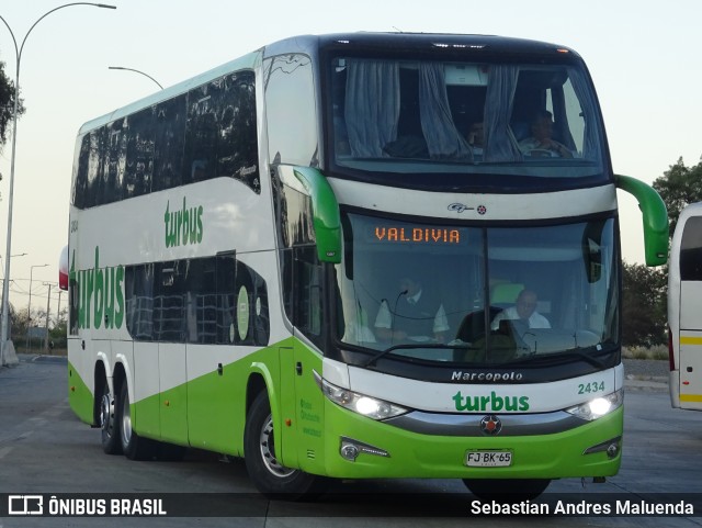 TurBus 2434 na cidade de San Bernardo, Maipo, Metropolitana de Santiago, Chile, por Sebastian Andres Maluenda. Número da foto: #11237185.
