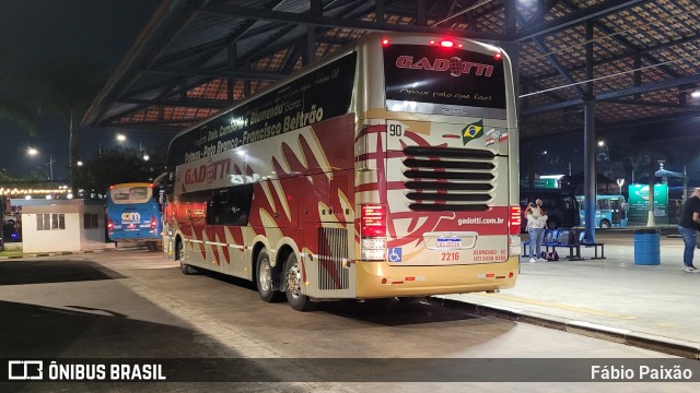 Auto Viação Gadotti 2216 na cidade de Embu das Artes, São Paulo, Brasil, por Fábio Paixão. Número da foto: #11239414.