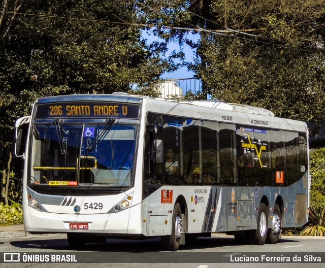 Metra - Sistema Metropolitano de Transporte 5429 na cidade de Santo André, São Paulo, Brasil, por Luciano Ferreira da Silva. ID da foto: 11238111.