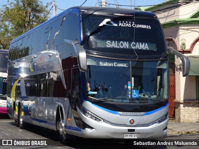 Buses Altas Cumbres SHHX19 na cidade de Estación Central, Santiago, Metropolitana de Santiago, Chile, por Sebastian Andres Maluenda. ID da foto: 11237221.