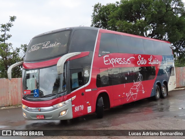 Expresso São Luiz 8070 na cidade de Brasília, Distrito Federal, Brasil, por Lucas Adriano Bernardino. Número da foto: #11237353.