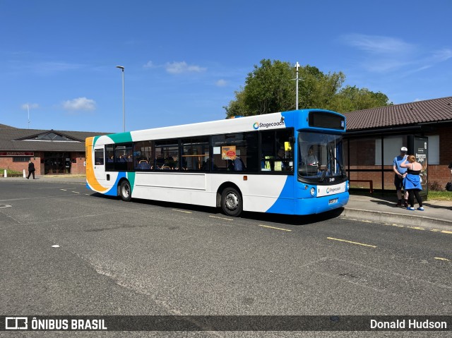 Stagecoach 22409 na cidade de Middlesbrough, North Yorkshire, Inglaterra, por Donald Hudson. Número da foto: #11167339.