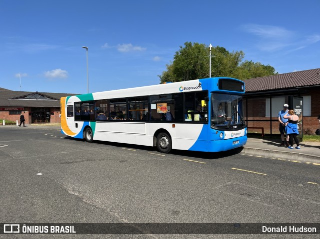 Stagecoach 22409 na cidade de Middlesbrough, North Yorkshire, Inglaterra, por Donald Hudson. ID da foto: 11167339.