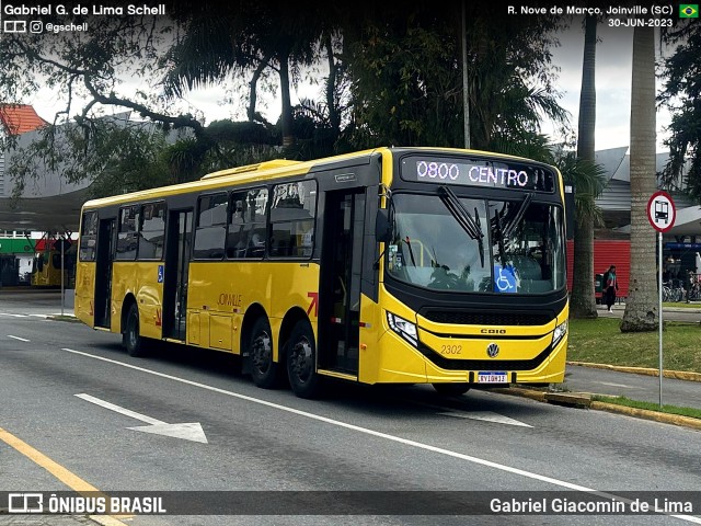 Transtusa - Transporte e Turismo Santo Antônio 2302 na cidade de Joinville, Santa Catarina, Brasil, por Gabriel Giacomin de Lima. Número da foto: #11242173.
