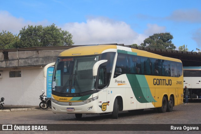 Empresa Gontijo de Transportes 21480 na cidade de Vitória da Conquista, Bahia, Brasil, por Rava Ogawa. ID da foto: 11241382.