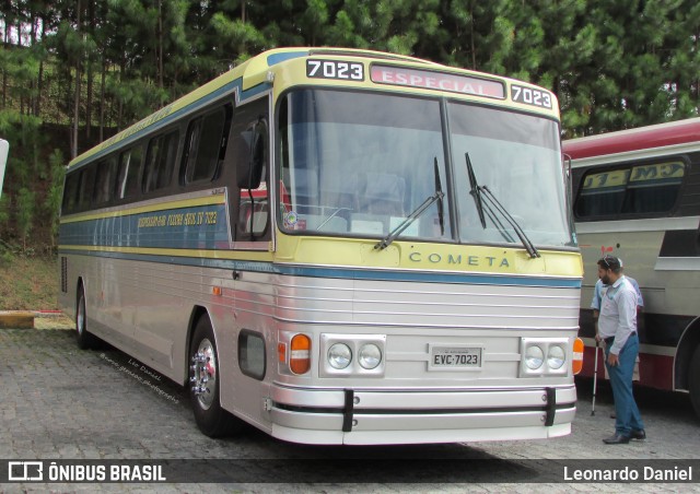 Ônibus Particulares 7023 na cidade de Juiz de Fora, Minas Gerais, Brasil, por Leonardo Daniel. ID da foto: 11172200.