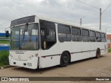 Ônibus Particulares 8225 na cidade de Esteio, Rio Grande do Sul, Brasil, por Shayan Lee. Número da foto: #:id.