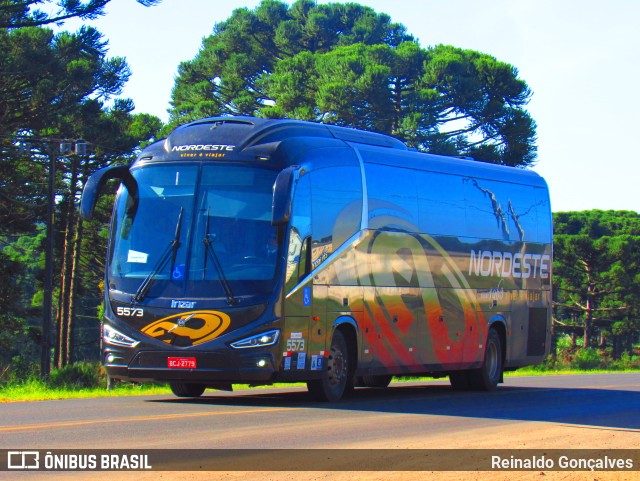 Expresso Nordeste 5573 na cidade de Pinhão, Paraná, Brasil, por Reinaldo Gonçalves. ID da foto: 11175655.