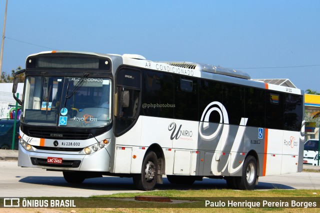 UniRio Transportes RJ 228.032 na cidade de Rio de Janeiro, Rio de Janeiro, Brasil, por Paulo Henrique Pereira Borges. Número da foto: #11181130.