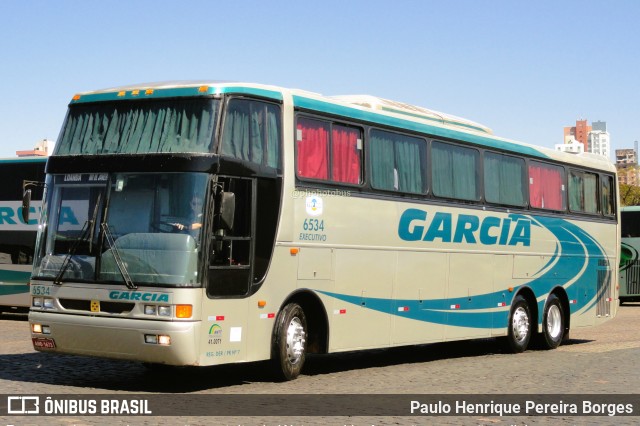 Viação Garcia 6534 na cidade de Londrina, Paraná, Brasil, por Paulo Henrique Pereira Borges. Número da foto: #11180998.