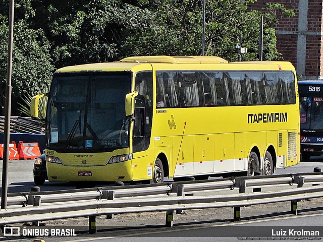 Viação Itapemirim 9559 na cidade de Aparecida, São Paulo, Brasil, por Luiz Krolman. Número da foto: #11184135.