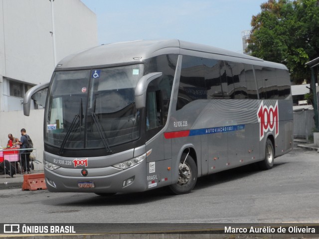 Auto Viação 1001 RJ 108.228 na cidade de Rio de Janeiro, Rio de Janeiro, Brasil, por Marco Aurélio de Oliveira. Número da foto: #11181995.