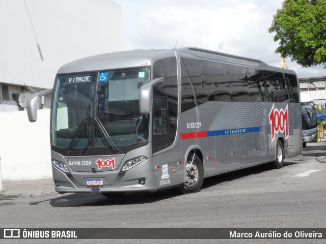 Auto Viação 1001 RJ 108.1229 na cidade de Rio de Janeiro, Rio de Janeiro, Brasil, por Marco Aurélio de Oliveira. ID da foto: 11181958.