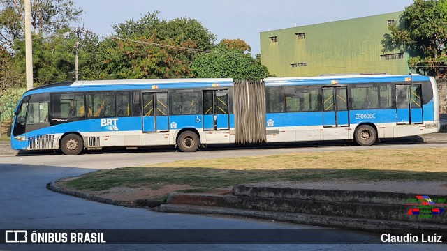 Mobi Rio E90006C na cidade de Rio de Janeiro, Rio de Janeiro, Brasil, por Claudio Luiz. Número da foto: #11245200.