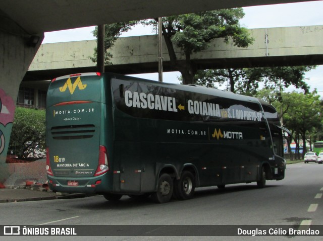 Viação Motta 18019 na cidade de Belo Horizonte, Minas Gerais, Brasil, por Douglas Célio Brandao. ID da foto: 11243315.