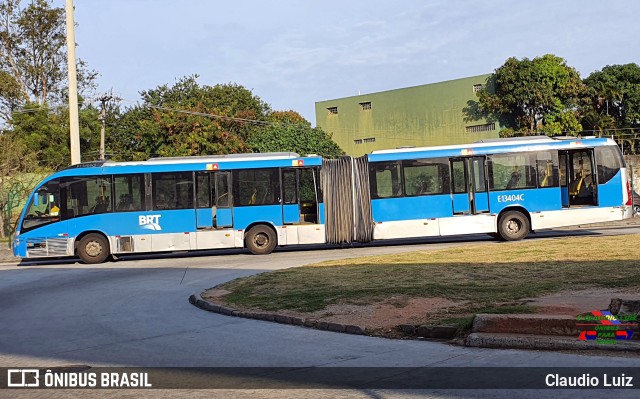 Mobi Rio E13404C na cidade de Rio de Janeiro, Rio de Janeiro, Brasil, por Claudio Luiz. Número da foto: #11245288.
