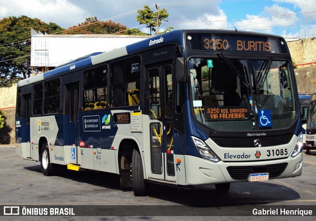 Coletivos São Lucas 31085 na cidade de Belo Horizonte, Minas Gerais, Brasil, por Gabriel Henrique. ID da foto: 11244524.