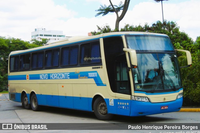 Viação Novo Horizonte 1100011 na cidade de São Paulo, São Paulo, Brasil, por Paulo Henrique Pereira Borges. Número da foto: #11267721.