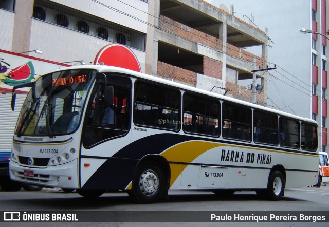 Viação Barra do Piraí Turismo RJ 113.004 na cidade de Barra do Piraí, Rio de Janeiro, Brasil, por Paulo Henrique Pereira Borges. ID da foto: 11267823.