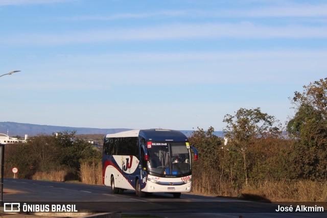 JJ TC 1604 na cidade de Montes Claros, Minas Gerais, Brasil, por José Alkmim. ID da foto: 11268800.