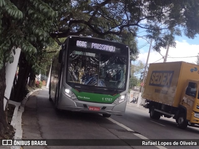Viação Santa Brígida 1 1767 na cidade de São Paulo, São Paulo, Brasil, por Rafael Lopes de Oliveira. Número da foto: #11266714.