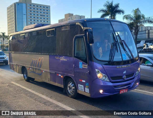 Mil Transportes Tur 1002 na cidade de Cariacica, Espírito Santo, Brasil, por Everton Costa Goltara. ID da foto: 11266360.