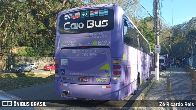 Caio Bus 1600 na cidade de Petrópolis, Rio de Janeiro, Brasil, por Zé Ricardo Reis. ID da foto: 11267358.